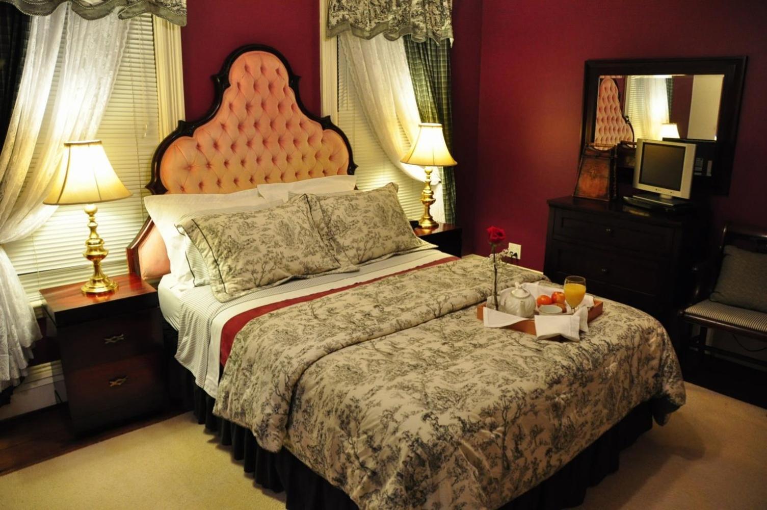 Arbor View House Bed And Breakfast East Marion Екстериор снимка